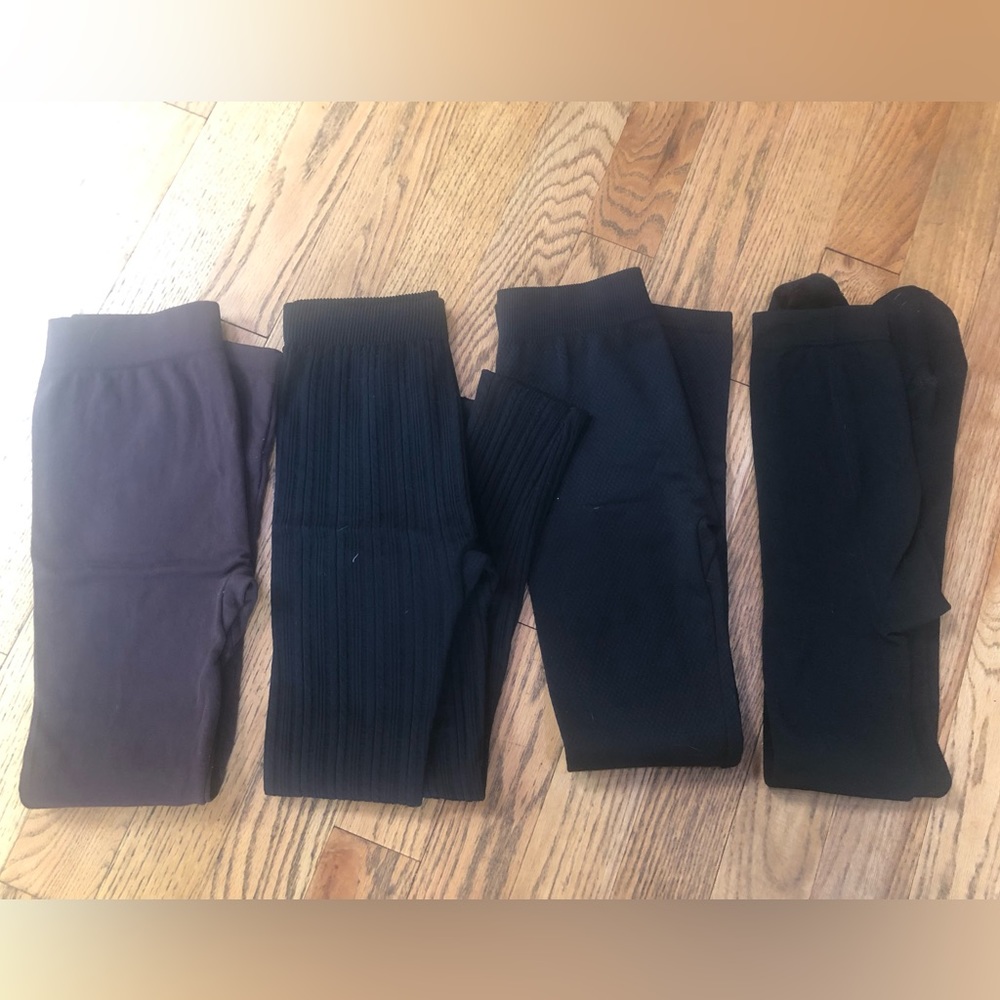 Bundle of 4 leggings